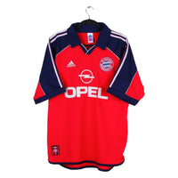 1999/01 - Bayern Munich (16 ans)