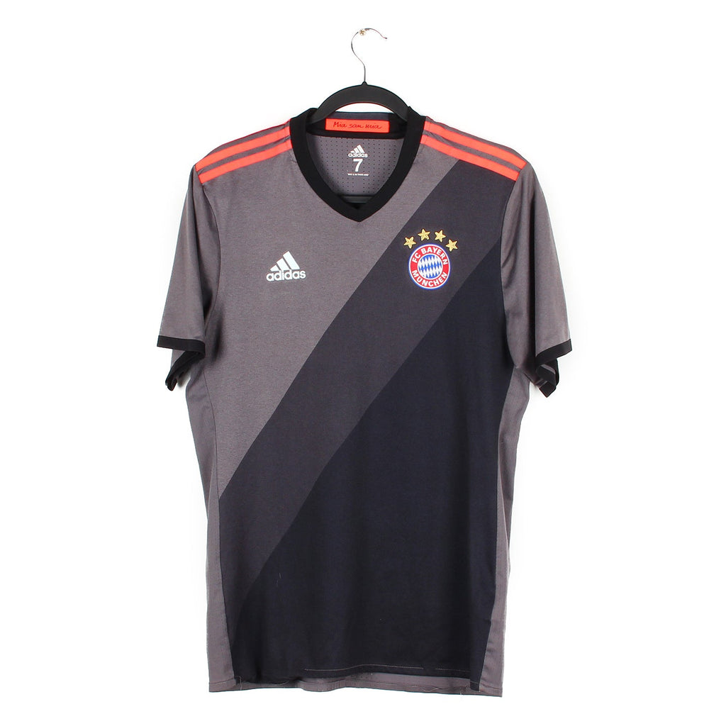 2016/17 - Bayern Munich (M) [stock pro]