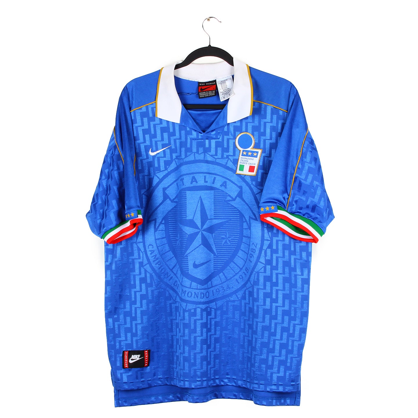 Maillot rétro VILLAREAL 2006 RIQUELME - Les Voyages En Ballon Maillot rétro VILLAREAL 2006 RIQUELME - Les Voyages En Ballon
