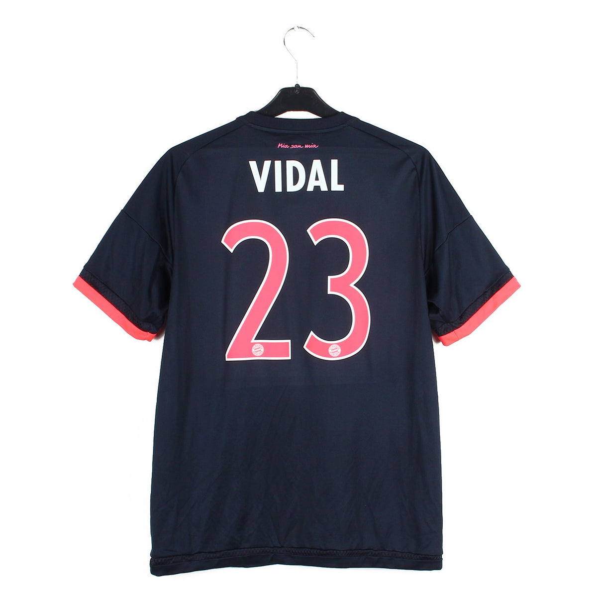2015/16 - Bayern Munich - Vidal #23 (M)