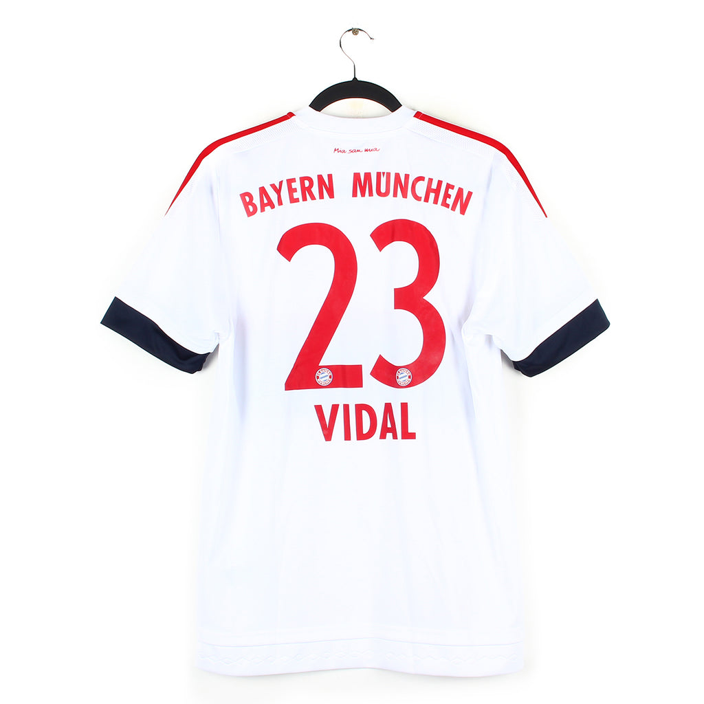2015/16 - Bayern Munich - Vidal #23 (M)