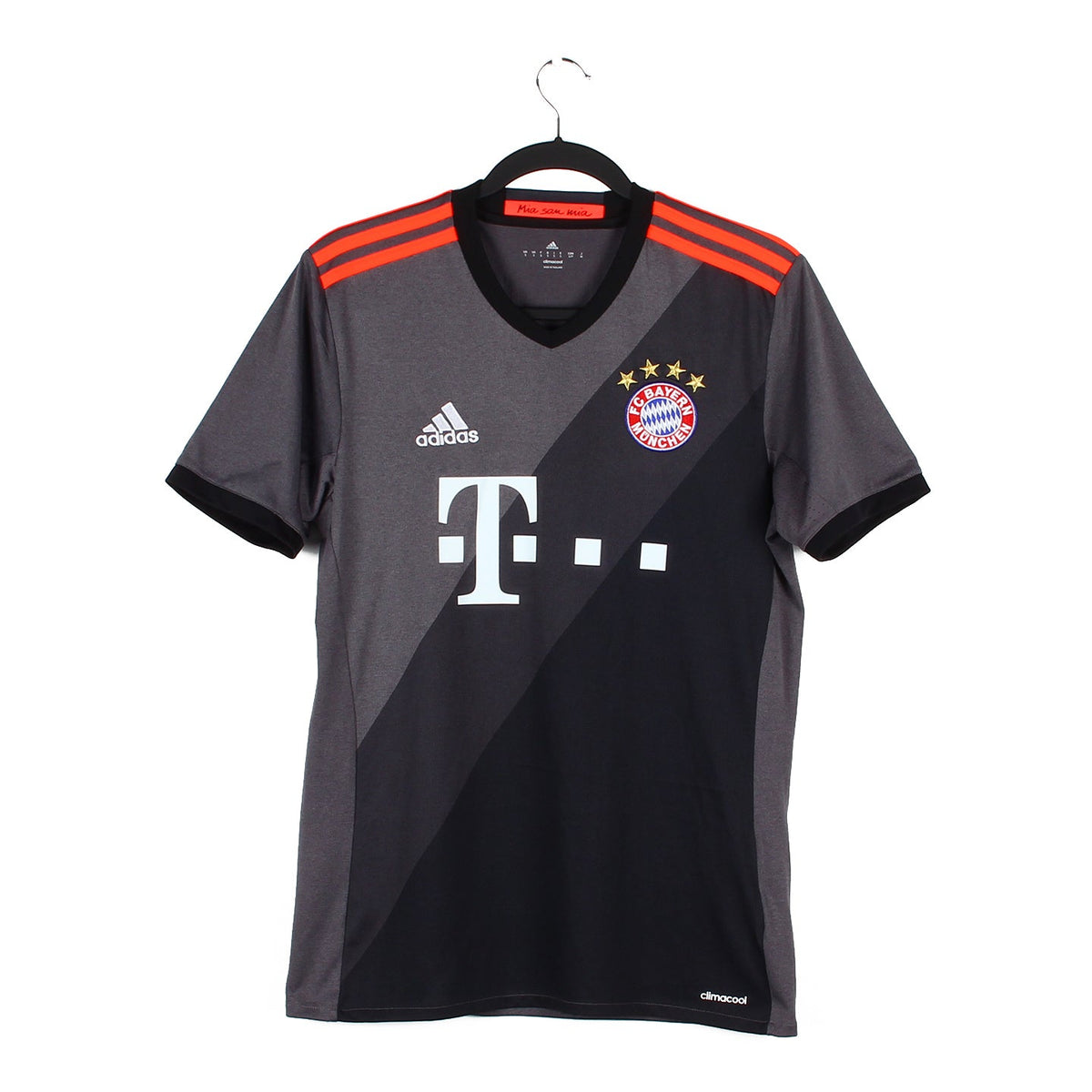 2016/17 - Bayern Munich (L)